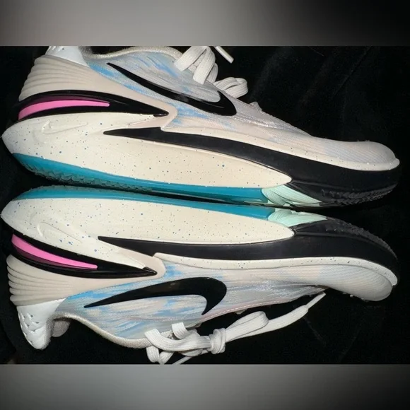 Nike Air Zoom GT Cut 2 White Pink Blue Basketball Shoes FN0234 Women's Size 9 - Picture 11 of 13